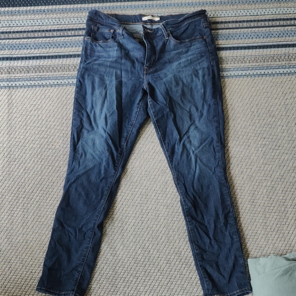 Women's Blue Jeans
